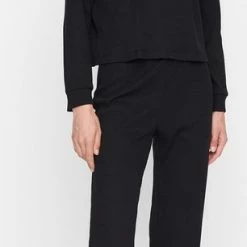 Trendyol Vrouwen Standaard Ronde Hals Pyjama Set 19 Trendyol Vrouwen Standaard Ronde Hals Pyjama Set -Pyjama-S-Dames Winkel 306x840 9