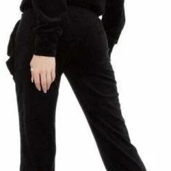 Merkloos Dames Huispak/vrijetijdspak Velours Bewerkt Met Ruches S Zwart 6 Merkloos Dames Huispak/vrijetijdspak Velours Bewerkt Met Ruches S Zwart -Pyjama-S-Dames Winkel 326x840