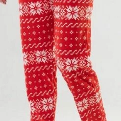 Vienetta Dames Fleece Huispak |dikke Winterpyjama | Pyjama Dames Volwassenen | Lange Mouw Lange Broek | Rood | Winter Pyama Dames Volwassenen | Matching Gezin Pyjama | Kerst Pyjama XL -Pyjama-S-Dames Winkel 449x840 1