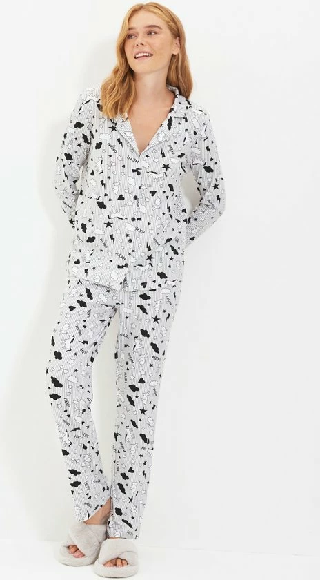 Trendyol Vrouwen Standaard Kraag Pyjama Set 3 Trendyol Vrouwen Standaard Kraag Pyjama Set - Afbeelding 3