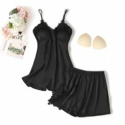 Merkloos MKL - Dames Luxe Pyjama - Set Van 5 - Kleur Zwart - Vrouwelijke Zijden Pyjama's Jurk Kant Winter, Lente, Zomer En Herfst Gewaad Nachtkleding, Jurk, Short, Topje, Broek/pantalon En Jasje - Badjas Met Borst Pads - Zijden Nachtjurk - Maat S -Pyjama-S-Dames Winkel 550x548