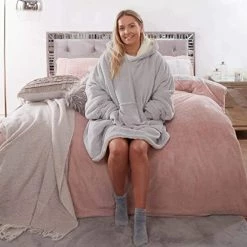 Merkloos Neken - Hoodie Deken Ultra Zachte Sherpa Fleece Warm Cosy Comfy Oversized Draagbare Reus Sweatshirt Gooi Voor Vrouwen Meisjes Volwassenen Mannen Jongens Kids Grote Pocket - Blush Grijs -Pyjama-S-Dames Winkel 550x550 19