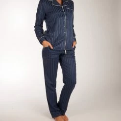 Pastunette De Luxe Pastunette Deluxe Monochrome Doorknoop Vrouwen Pyjamaset - Dark Blue - Maat 36