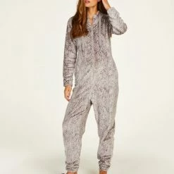 Hunkemöller Dames Nachtmode Onesie Flannel Fleece - Grijs - Maat 2XS -Pyjama-S-Dames Winkel 550x660 200
