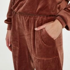 Hunkemöller Dames Nachtmode Joggingbroek Velours - Roze - Maat XL -Pyjama-S-Dames Winkel 550x660 271