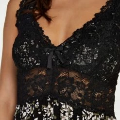Hunkemöller Dames Nachtmode Slipdress Nora Lace - Zwart - Maat M -Pyjama-S-Dames Winkel 550x660 323