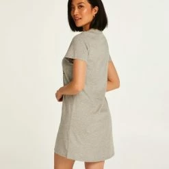 Hunkemöller Dames Nachtmode Nachthemd Ronde Hals - Grijs - Maat M/L 9 Hunkemöller Dames Nachtmode Nachthemd Ronde Hals - Grijs - Maat M/L -Pyjama-S-Dames Winkel 550x660 368