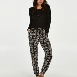 Hunkemöller Dames Nachtmode Pyjamabroek Jersey Rose - Zwart - Maat S 8 Hunkemöller Dames Nachtmode Pyjamabroek Jersey Rose - Zwart - Maat S -Pyjama-S-Dames Winkel 550x660 70