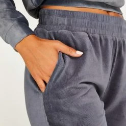 Hunkemöller Dames Nachtmode Joggingbroek Velours Rib - Grijs - Maat M -Pyjama-S-Dames Winkel 550x660 99