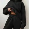 Merkloos Comfortabel Zacht Huispak Tweedelige Set Vrouwen Trainingspak Oversized Pak Broekpakken Vrouwelijke Sweatshirt Effen Sport Hoodie Sportkleding Dames Mode Joggingpak 2022 Kleur Zwart Maat S