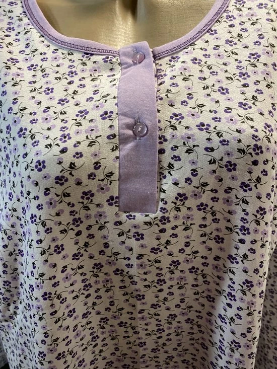 Merkloos Dames Flanel Pyjamaset Warm Gevoerd Met Extra Lange Top XXL Wit/paars 2 Merkloos Dames Flanel Pyjamaset Warm Gevoerd Met Extra Lange Top XXL Wit/paars - Afbeelding 2