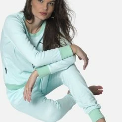 Happy Pyjamas Groene Dames Pyjama Van Happy Pyjama's - Comfortabele Groene Pyjama Met Een Moderne Pasvorm - Maat M (S T/m XL) -Pyjama-S-Dames Winkel 550x747