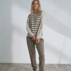 Pijadore - Pyjama Set Voor Dames, Lange Mouwen - S 7 Pijadore - Pyjama Set Voor Dames, Lange Mouwen - S -Pyjama-S-Dames Winkel 550x794 71