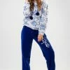 Vienetta Warme Winter Pyjama Dames Fleece | Lange Mouw Lange Broek | Wit - Blauw | Dames Pluche Huispak | Dikke Winterpyjama | Kangoeroe Sweatshirt L