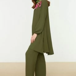 Trendyol Vrouwen Standaard Ronde Hals Tweedelige Set 8 Trendyol Vrouwen Standaard Ronde Hals Tweedelige Set -Pyjama-S-Dames Winkel 550x803 3