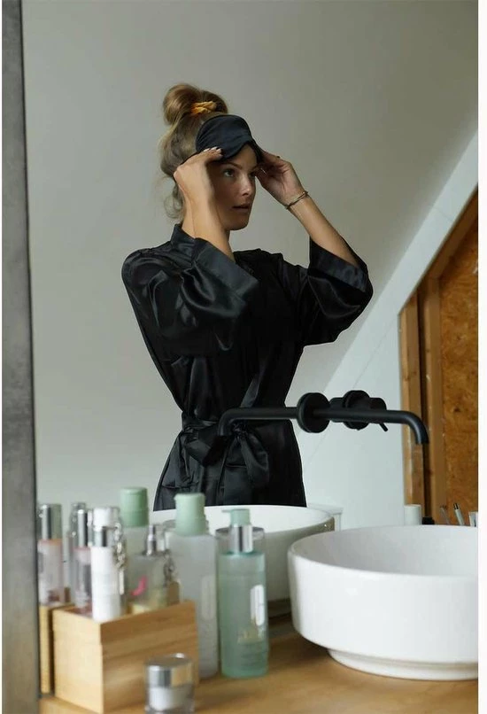 Merkloos Badjas Kimono Satijn Dames -100% Polyester Satijn – Zwarte Kamerjas - One Size (36-42) 3 Merkloos Badjas Kimono Satijn Dames -100% Polyester Satijn – Zwarte Kamerjas - One Size (36-42) - Afbeelding 3