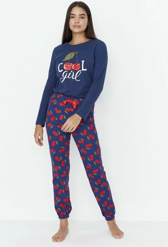 Trendyol Vrouwen Standaard Ronde Hals Pyjama Set 1 Trendyol Vrouwen Standaard Ronde Hals Pyjama Set