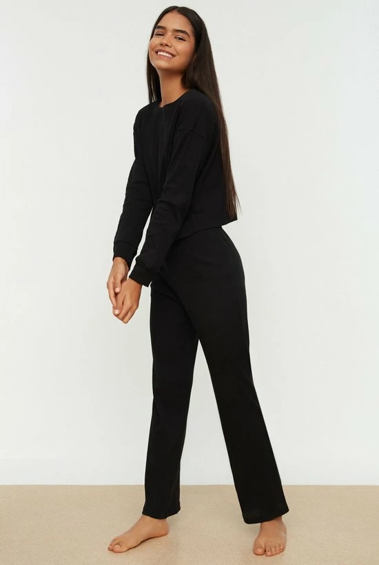 Trendyol Vrouwen Standaard Ronde Hals Pyjama Set 3 Trendyol Vrouwen Standaard Ronde Hals Pyjama Set - Afbeelding 3