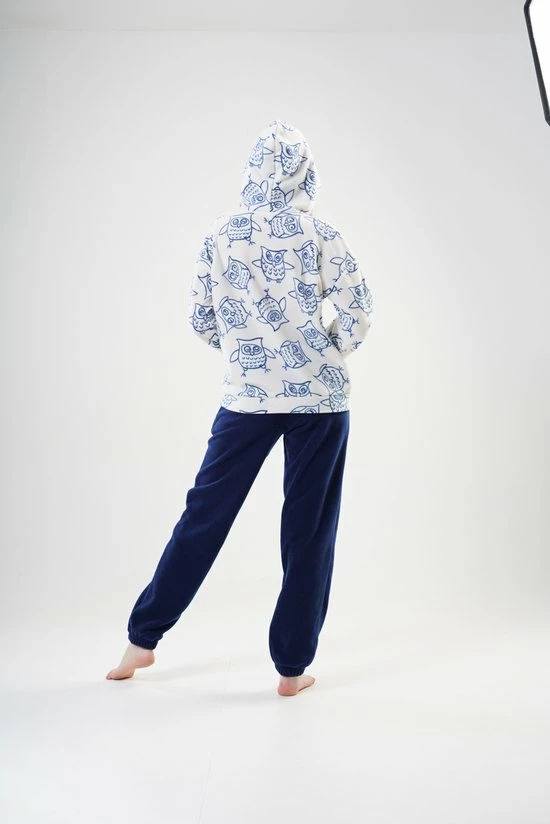 Vienetta Warme Winter Pyjama Dames Fleece | Lange Mouw Lange Broek | Wit - Blauw | Dames Pluche Huispak | Dikke Winterpyjama | Kangoeroe Sweatshirt L 2 Vienetta Warme Winter Pyjama Dames Fleece | Lange Mouw Lange Broek | Wit - Blauw | Dames Pluche Huispak | Dikke Winterpyjama | Kangoeroe Sweatshirt L - Afbeelding 2