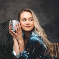 Merkloos Pyjama Dames - Satijn - Nachtkleding - Lange Mouw - Blauw Met Rozen - Maat M/L - Luxe Cadeau Vrouw -Pyjama-S-Dames Winkel 550x824 39