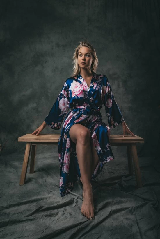 Merkloos Kimono Dames Badjas Blauw Peony Rose Satijn, Lang Model, One Size 4 Merkloos Kimono Dames Badjas Blauw Peony Rose Satijn, Lang Model, One Size - Afbeelding 4