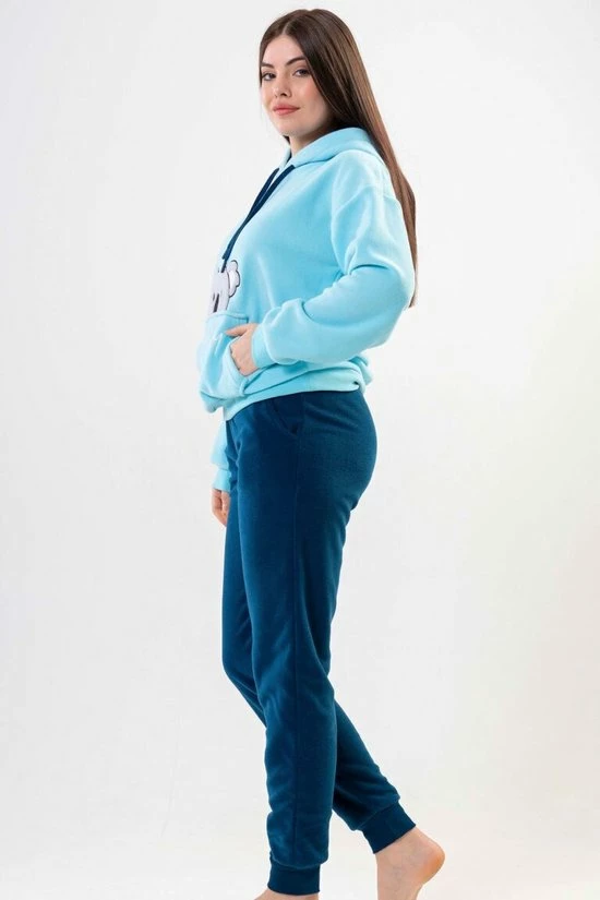 Vienetta Warme Winter Pyjama Dames Fleece | Lange Mouw Lange Broek | Blauw | Dames Pluche Huispak | Dikke Winterpyjama | Kangoeroe Sweatshirt L 4 Vienetta Warme Winter Pyjama Dames Fleece | Lange Mouw Lange Broek | Blauw | Dames Pluche Huispak | Dikke Winterpyjama | Kangoeroe Sweatshirt L - Afbeelding 4