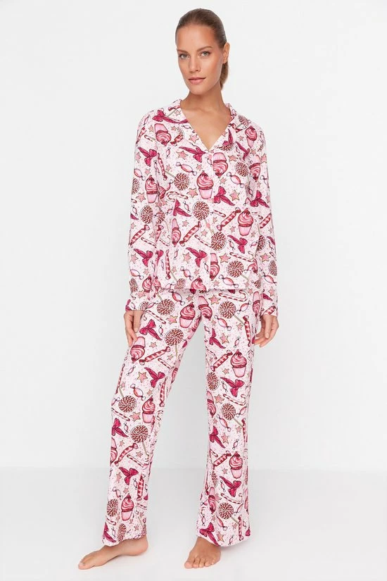 Trendyol Vrouwen Standaard Kraag Pyjama Set 1 Trendyol Vrouwen Standaard Kraag Pyjama Set