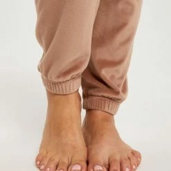 Italian Fashion Juga| Warme Winter Pyjama Dames Fleece | Lange Mouw Lange Broek | Karamel | KORTING | SALE M -Pyjama-S-Dames Winkel 550x825 221