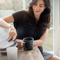 Het Bevallingsjurkje Bamboo Zwart Voor De Bevalling & Kraamtijd S/M 7 Het Bevallingsjurkje Bamboo Zwart Voor De Bevalling & Kraamtijd S/M -Pyjama-S-Dames Winkel 550x825 244