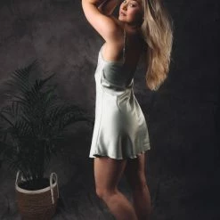 Merkloos Slipdress / Nachthemd Satijn Dames, Groen, Soft Touch AA Kwaliteit, Maat S/M, Cadeau Vrouw -Pyjama-S-Dames Winkel 550x825 262